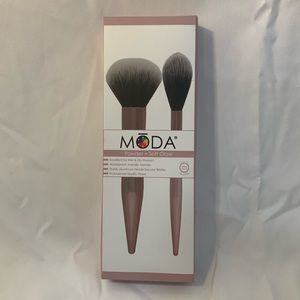MODA Powder and Soft Glow Limited Edition rose gold metallic brush set